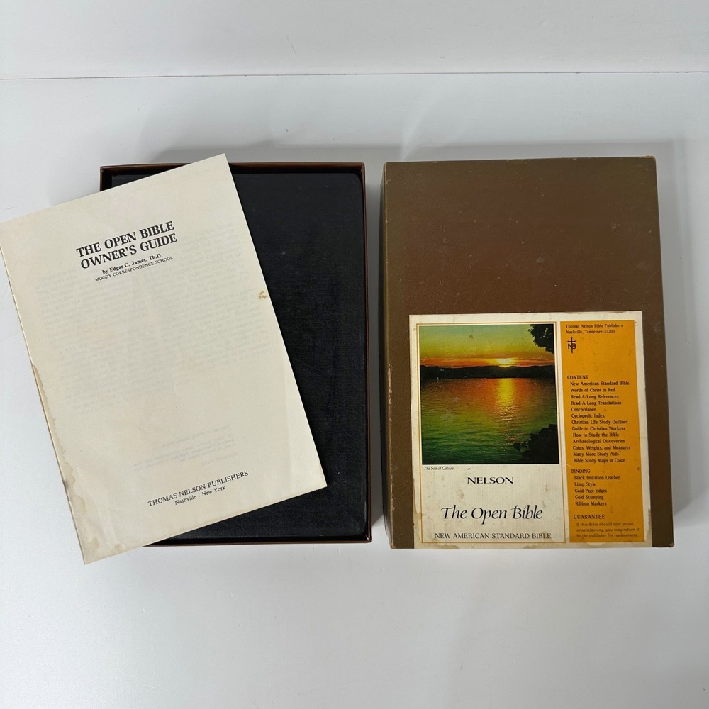 The Open Bible New American Standard NASB 955 Nelson Boxed Black Faux Leather
